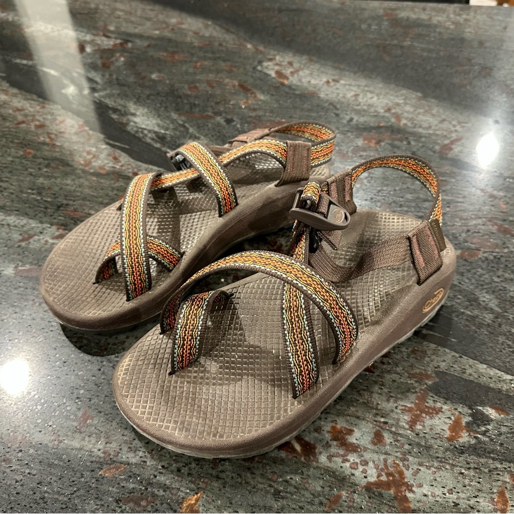 Men’s Chacos Sandals Size 8